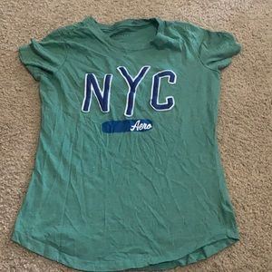short sleeve dark green tee shirt